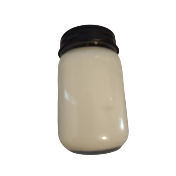 Milkhouse Candle Co Pink Peony 13 Oz Candle Made in the USA - Picture 4 of 4